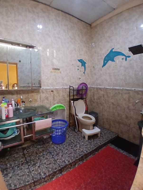dijual rumah srengseng sawah
