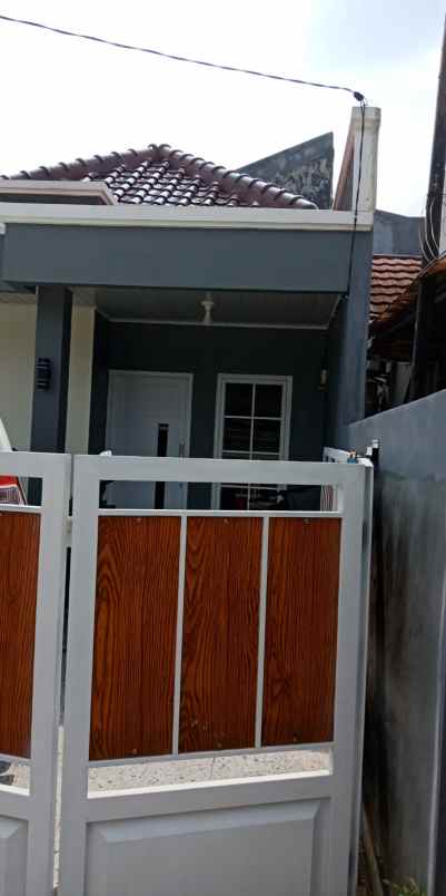 dijual rumah sukatani depok