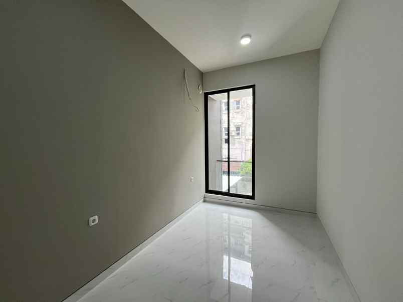 dijual rumah suterejo prima indah