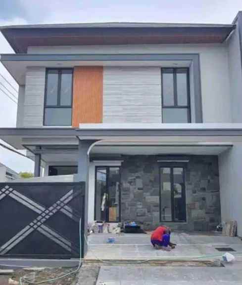 dijual rumah sutorejo prima