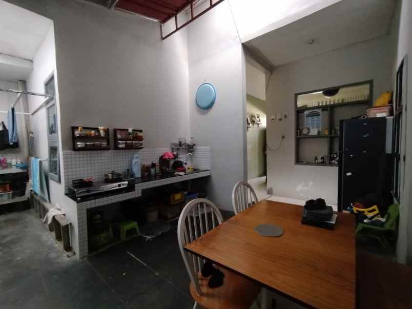 dijual rumah taman serua blok j1 no 19