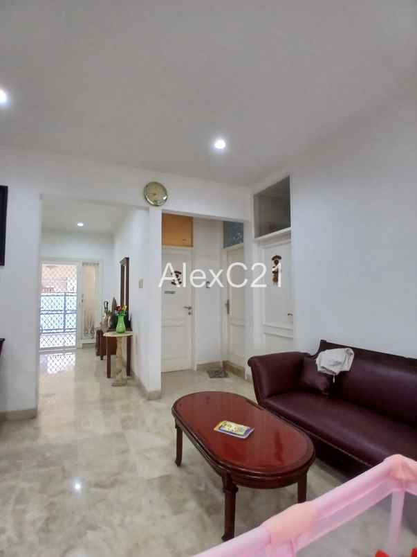 dijual rumah tanjung barat