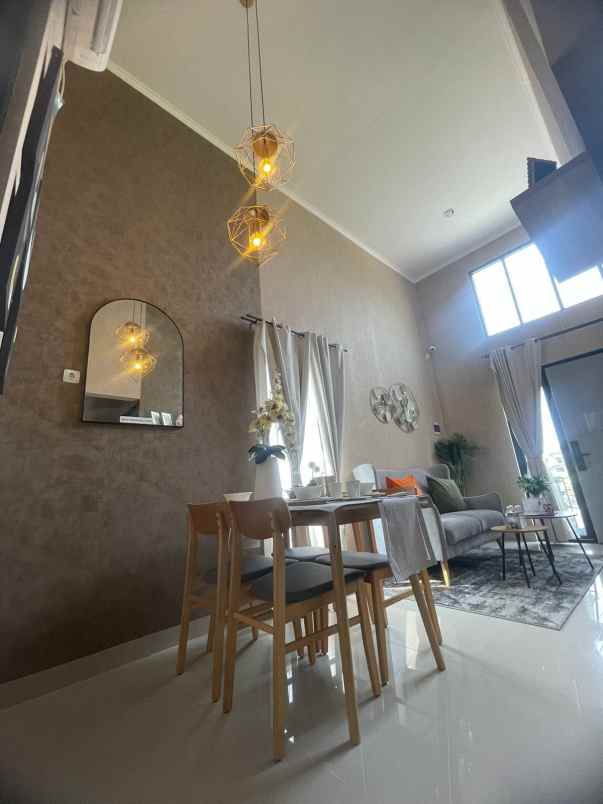 dijual rumah tapos cilangkap depok