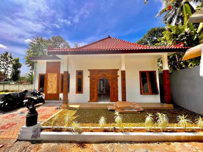 dijual rumah tegalarum borobudur