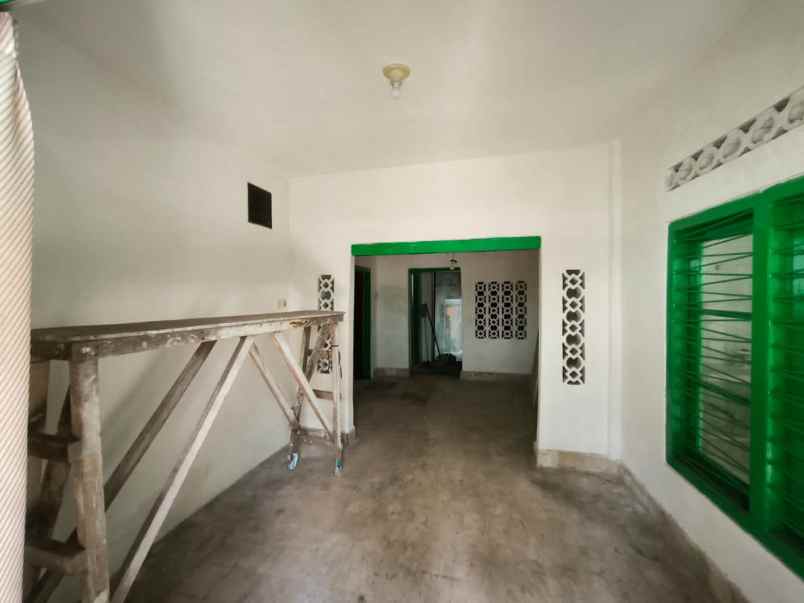 dijual rumah tembok dukuh pusat kota surabaya