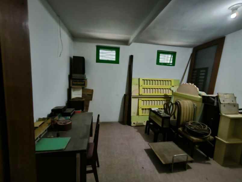 dijual rumah tembok dukuh pusat kota surabaya