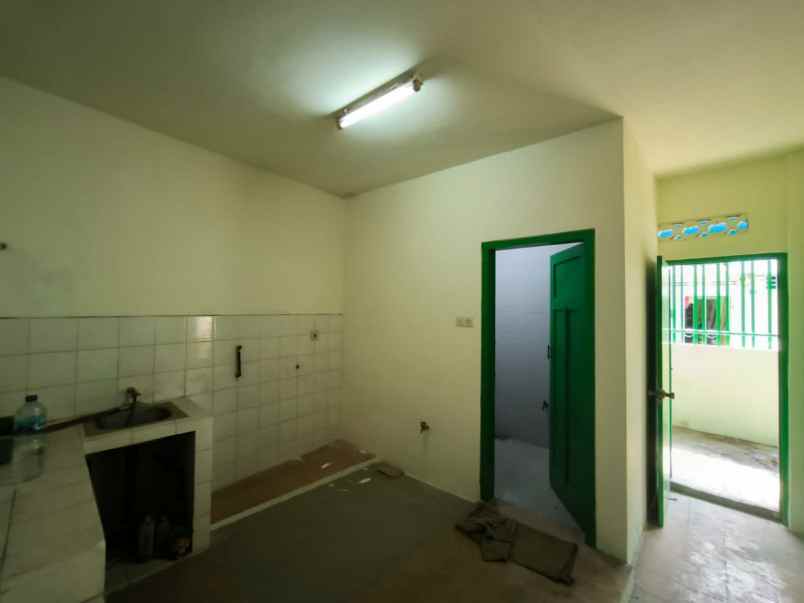 dijual rumah tembok dukuh pusat kota surabaya