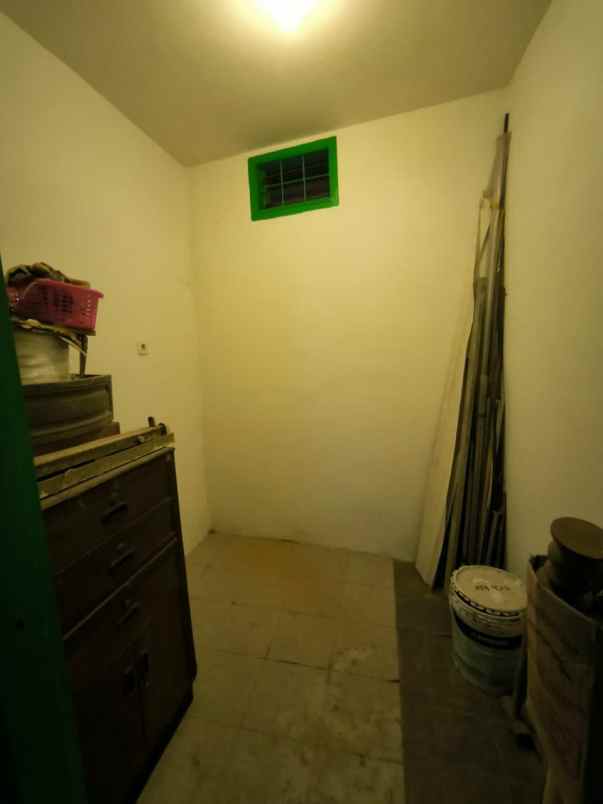 dijual rumah tembok dukuh pusat kota surabaya