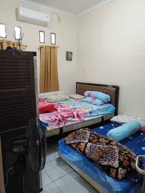 dijual rumah the palm residence