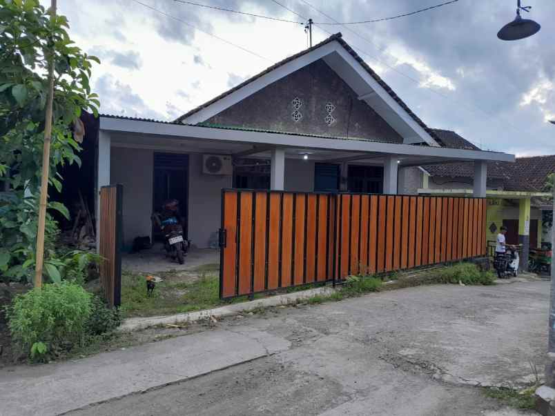 dijual rumah timbulharjo