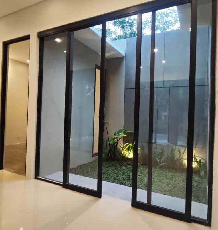 dijual rumah timur kampus uii