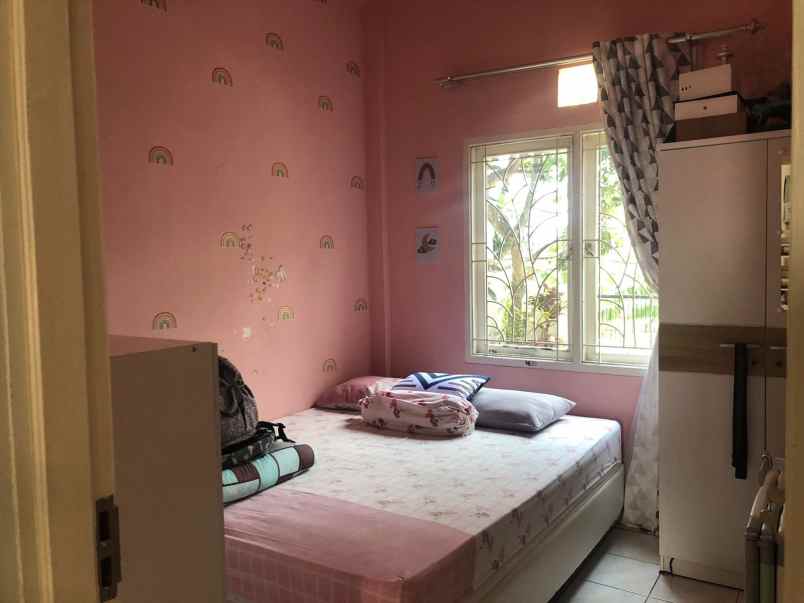 dijual rumah tingkat kondisi bagus di awiligar bandung