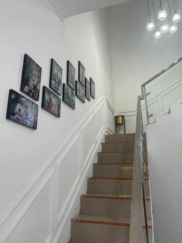 dijual rumah tlogomulyo