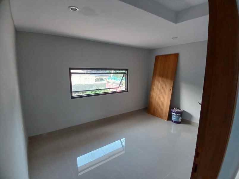 dijual rumah warung sila cipedak