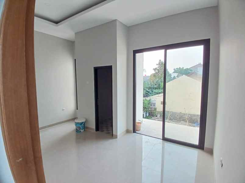 dijual rumah warung sila cipedak