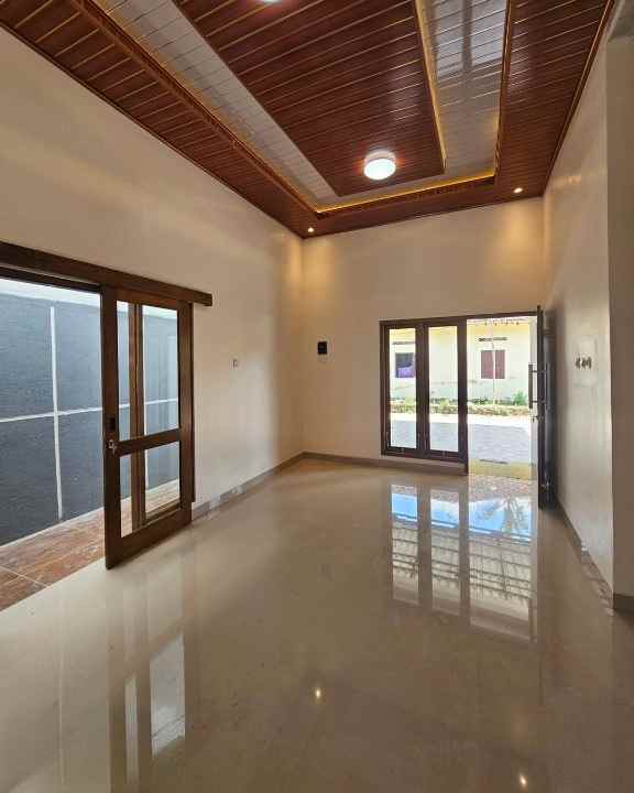 dijual rumah widodomartani ngemplak