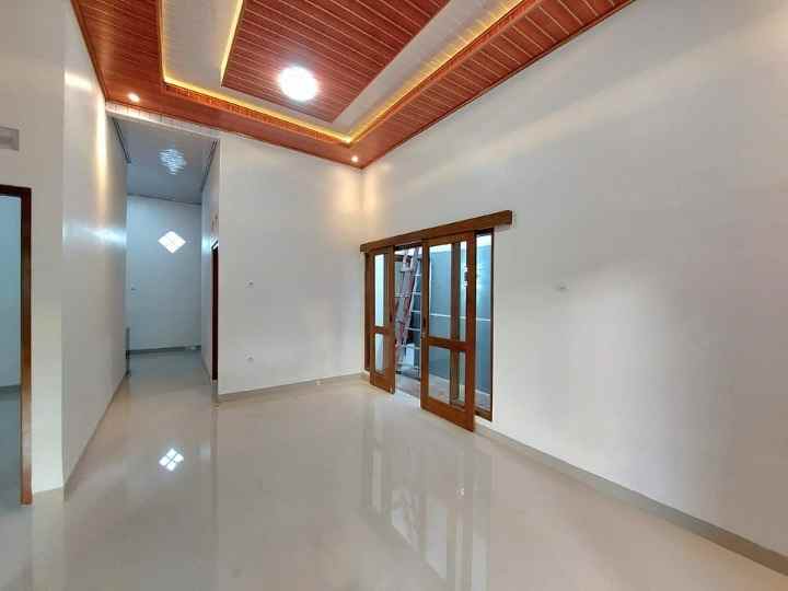 dijual rumah widodomartani ngemplak