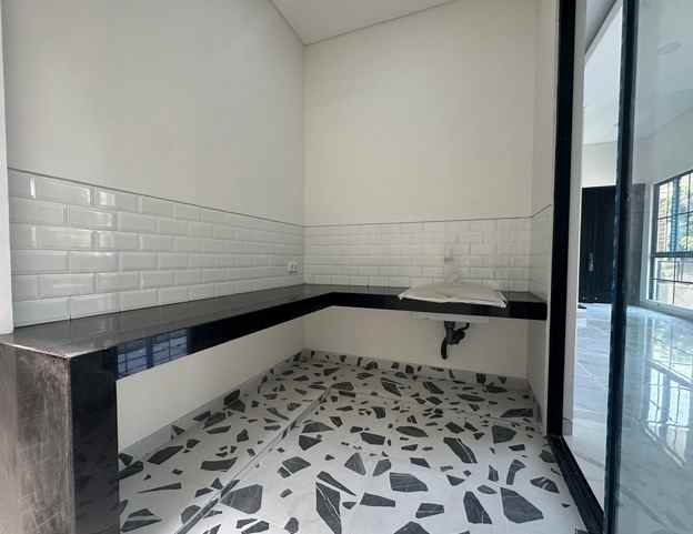 dijual rumah wisata bukit mas madrid