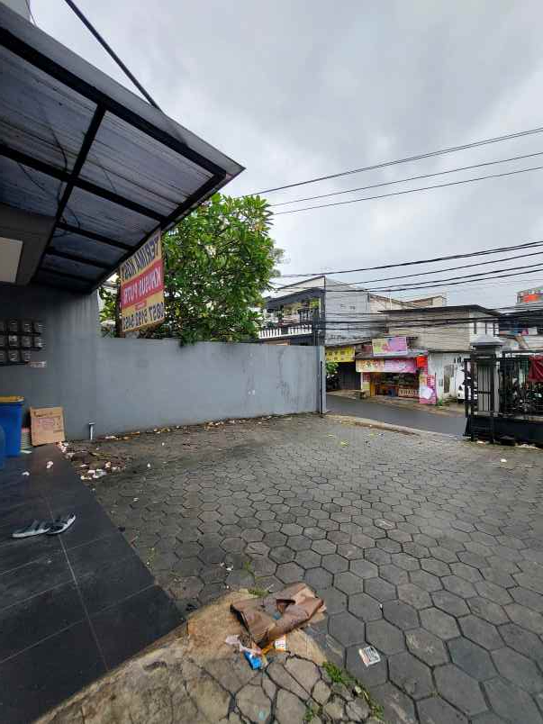 dijual sewa 2 ruko 3 lantai daerah jakarta selatan