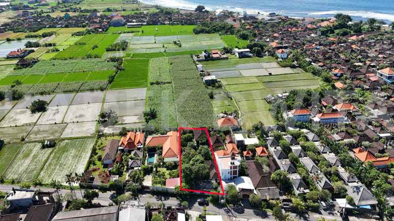 dijual tanah pantai gumicik ketewel