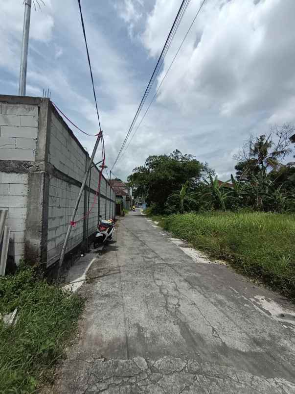dijual tanah stadion maguwoharjo