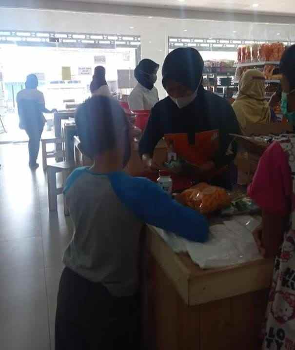 dijual tempat usaha rumah tinggal di sepanjang