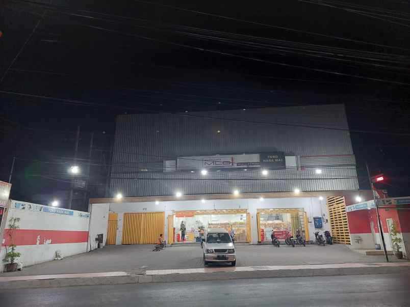 dijual tempat usaha rumah tinggal di sepanjang