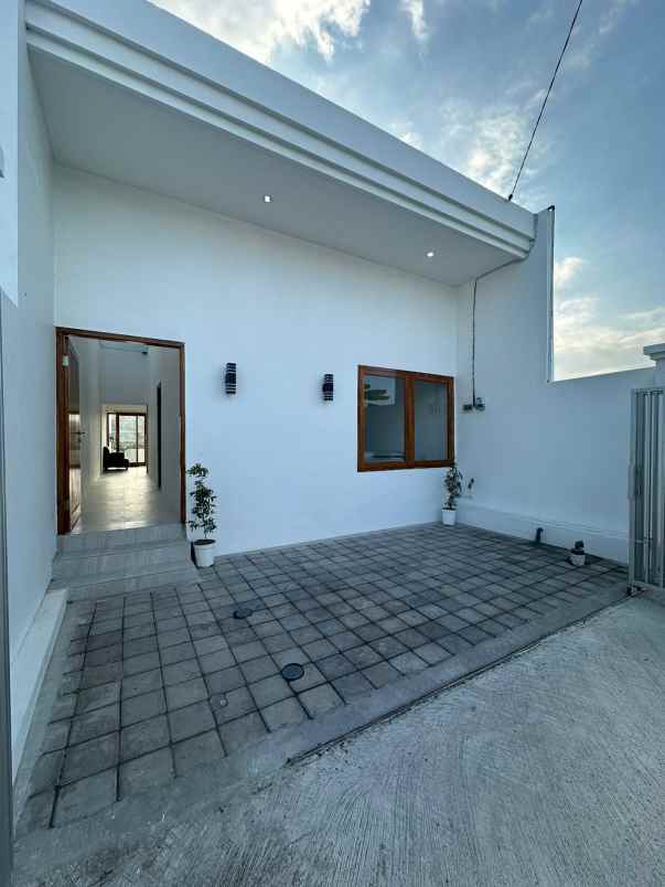 dijual villa batuan ubud gianyar bali