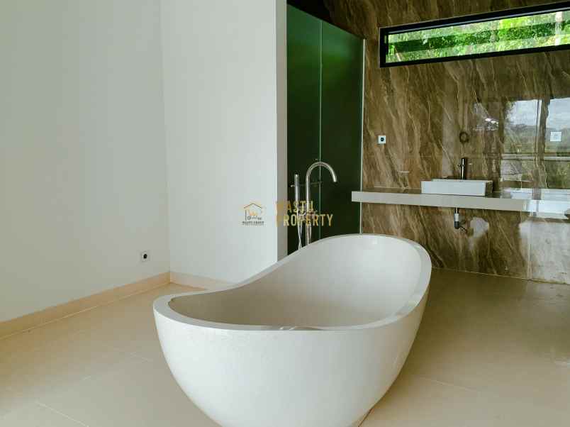 dijual villa gedongan bangunjiwo