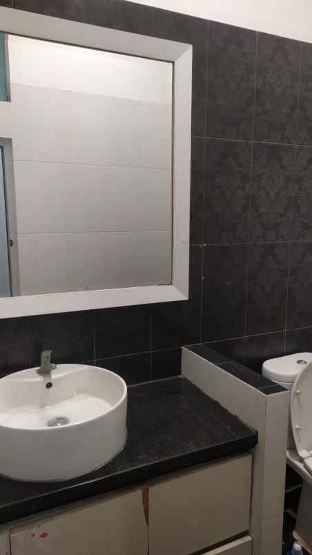 disewa ruko jln benda kemang jakarta selatan