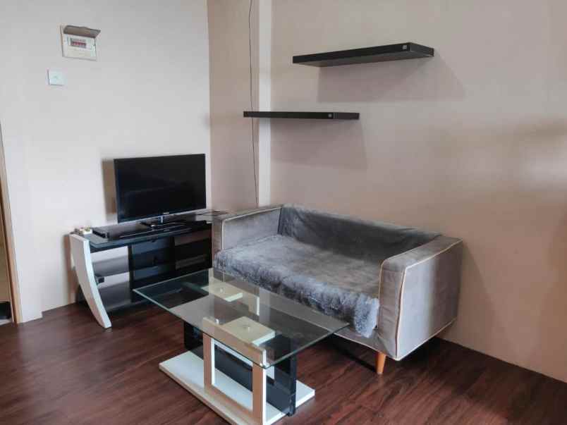 disewakan apartemen educity tower yale