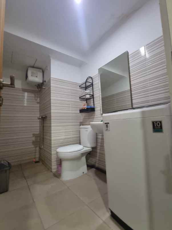 disewakan apartemen puncak bukit golf surabaya