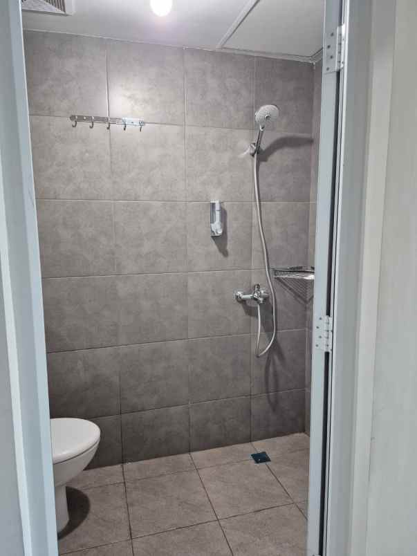 disewakan apartemen westown