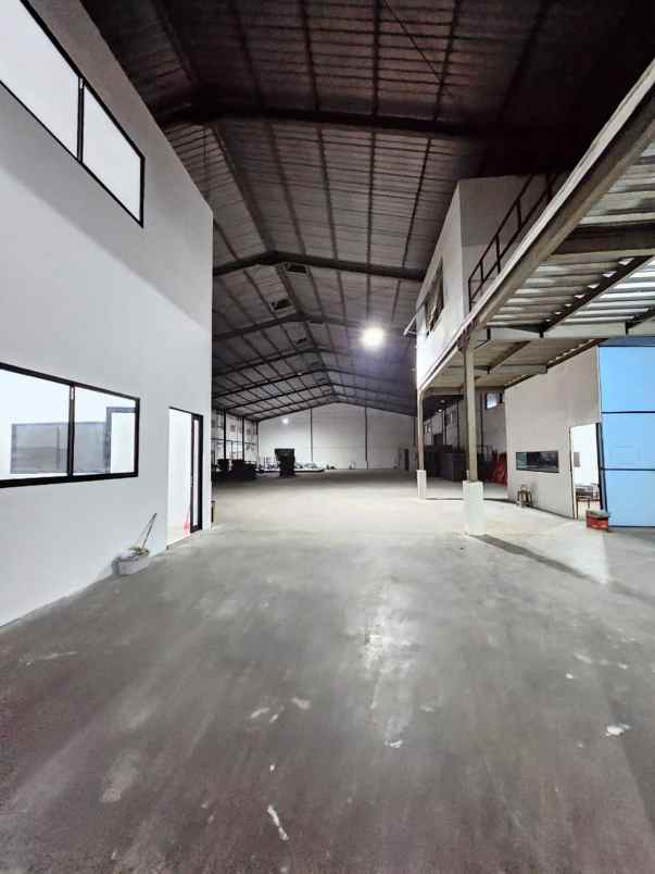 disewakan gudang di gresik