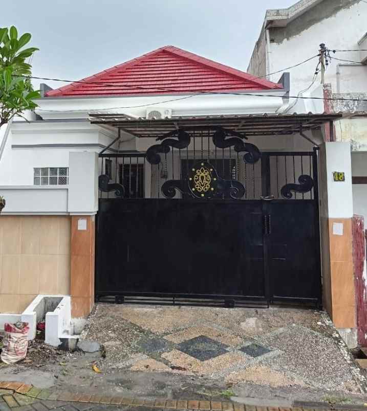 disewakan posisi di depan mall cw