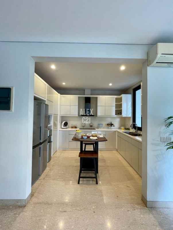 disewakan rent rumah di cilandak jakarta selatan