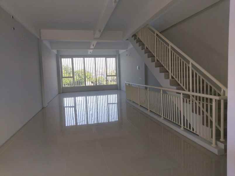disewakan ruko gudang kantor jalan north junction citraland