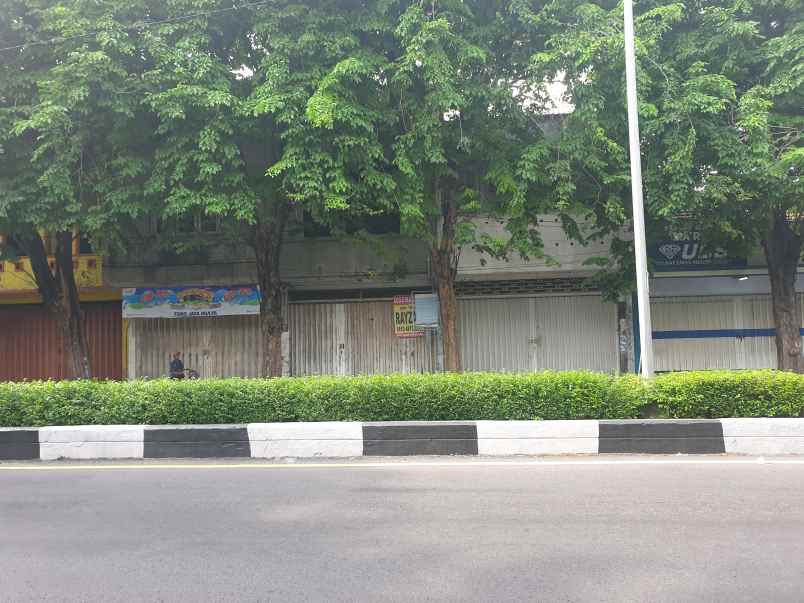 disewakan ruko gudang kantor jalan raya sukarno hatta