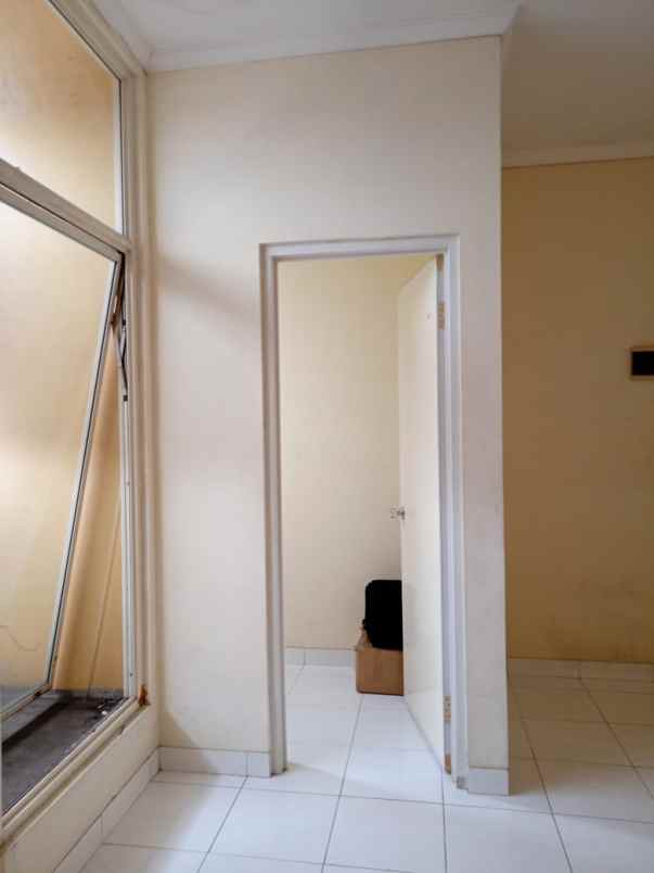 disewakan ruko gudang kantor ruko regia