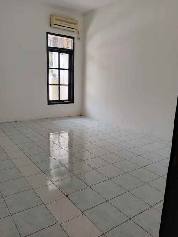 disewakan rumah antapani