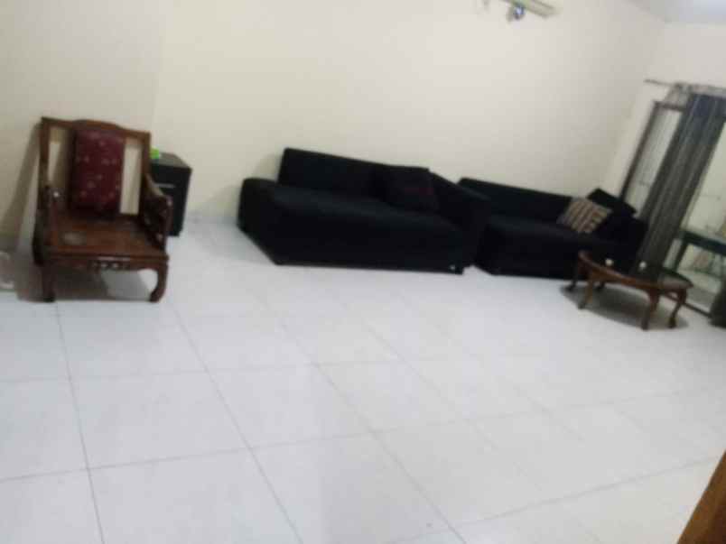 disewakan rumah cluster alamanda jakarta