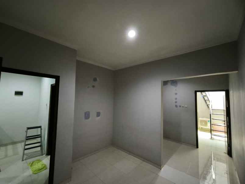 disewakan rumah cluster valeria metland