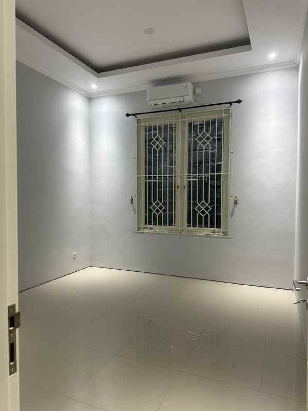 disewakan rumah gayungsari