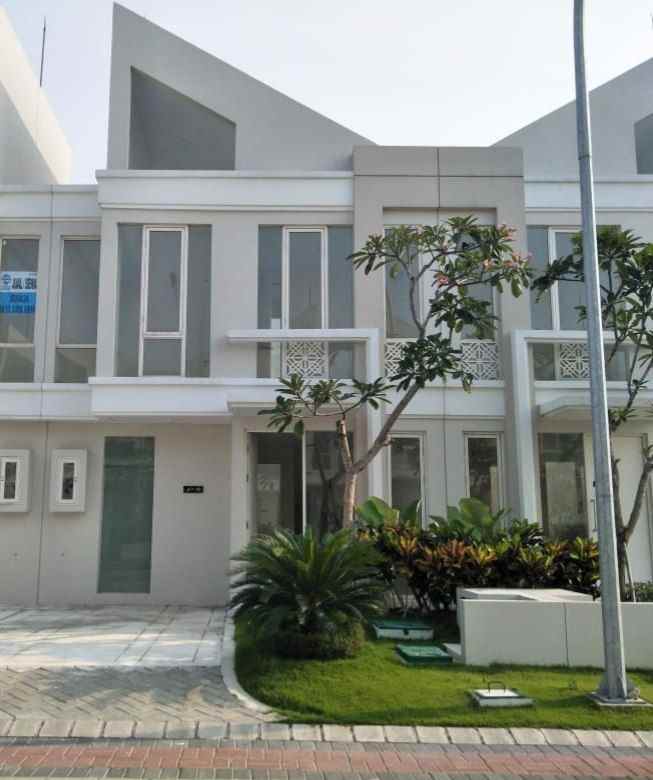 disewakan rumah grand pakuwon