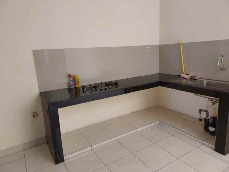 disewakan rumah harapan indah