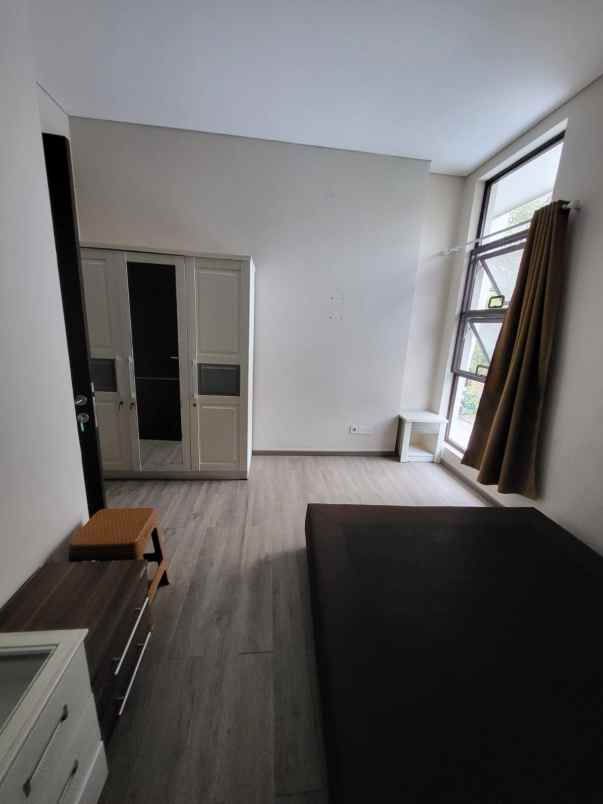 disewakan rumah jl alam tirta le freya