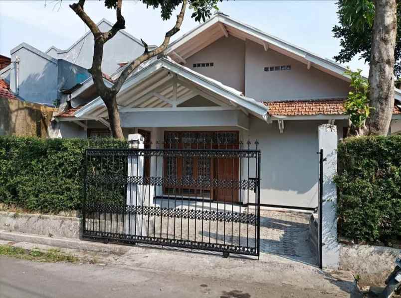 disewakan rumah komplek muara sari