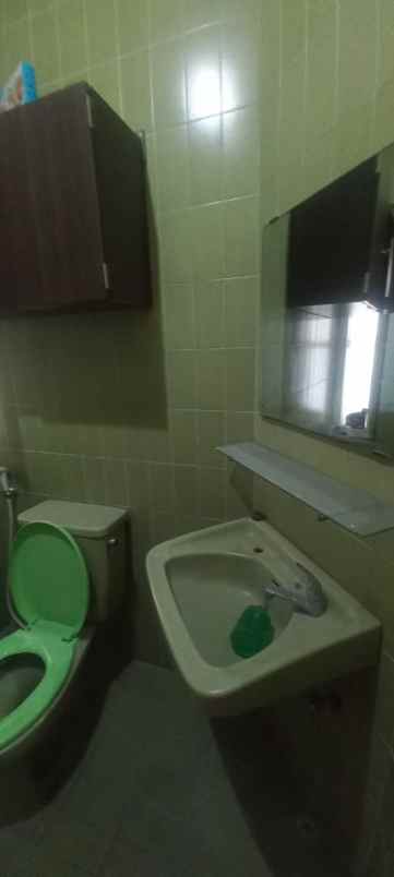 disewakan rumah lebak bulus