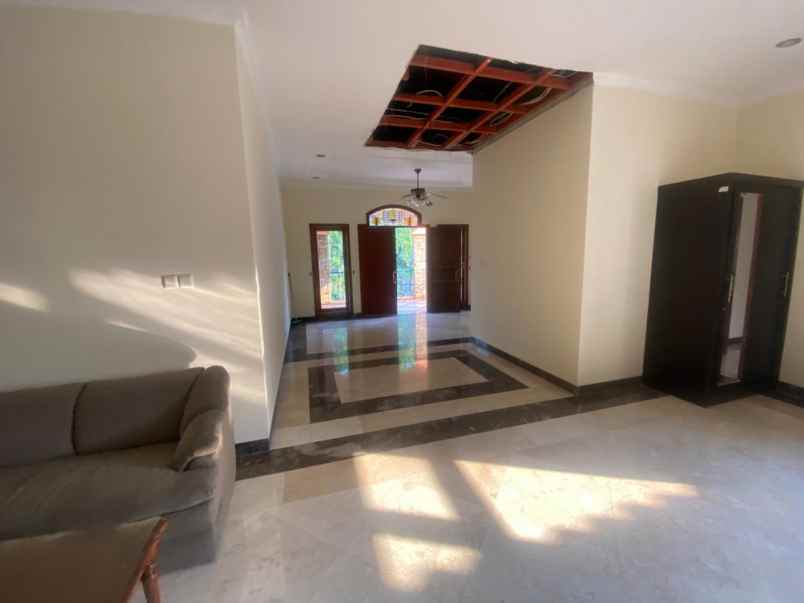 disewakan rumah lebak bulus cilandak barat