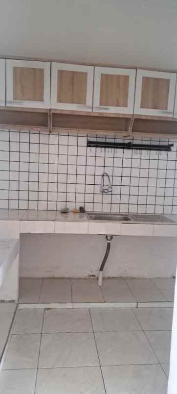 disewakan rumah metland menteng cakung